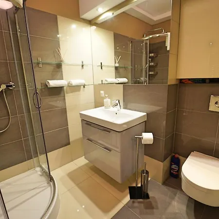 Everysky - Gorna 19a * 스클라르스카포렘바